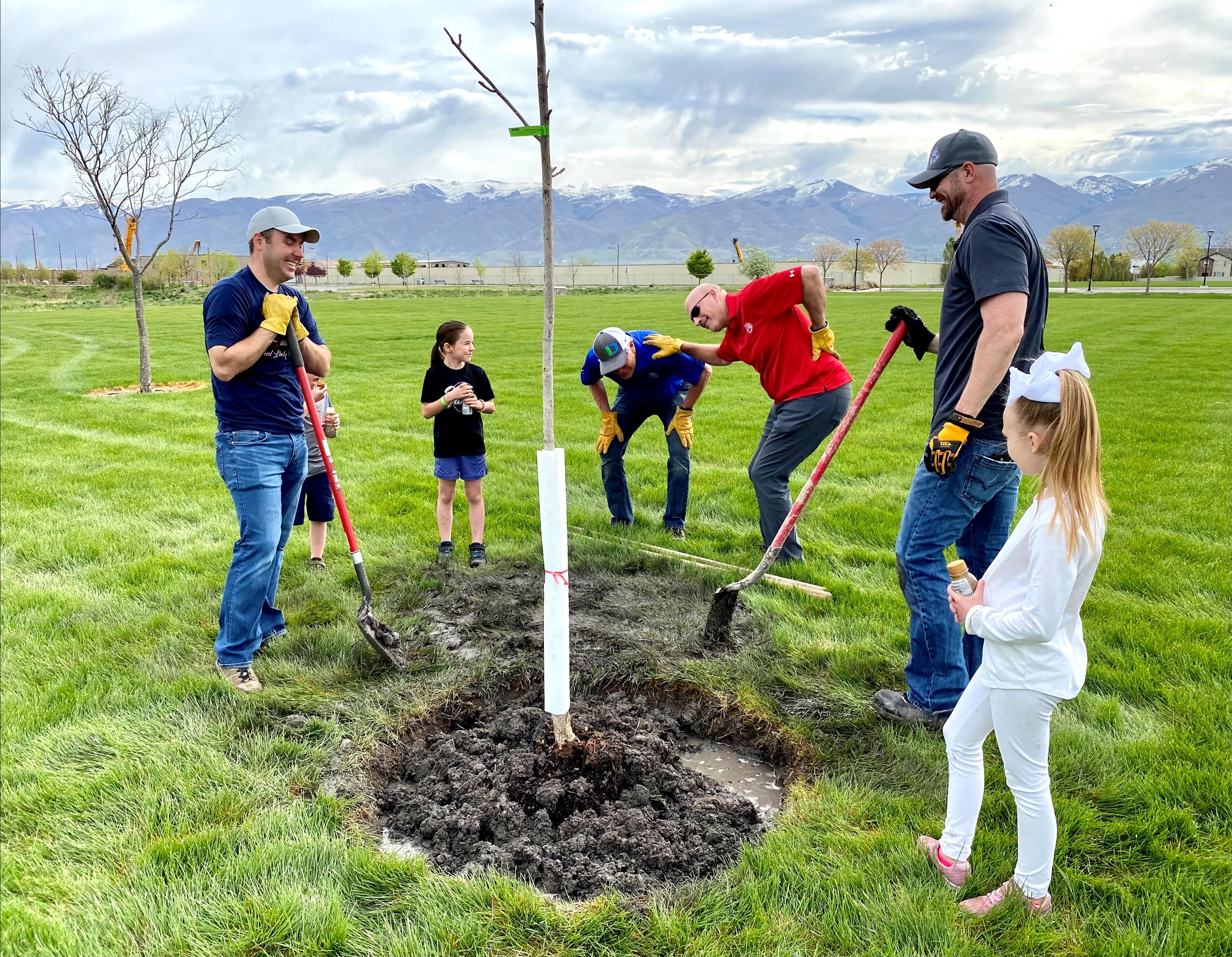 IMG_6943 bad backs mayor brian mumfords and david
